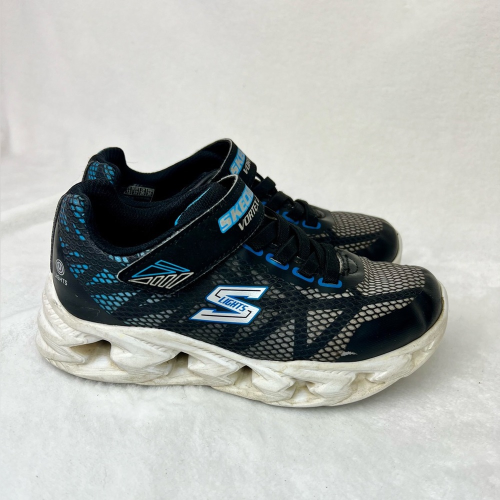 ⭐️ 3 for $25 SALE Skechers Light Up Sneakers